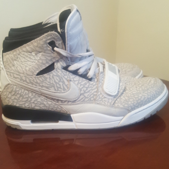 Jordan | Shoes | Jordan Legacy 32 Flip 